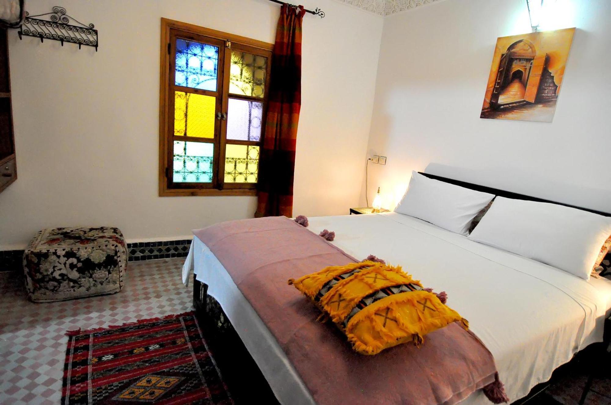 Tafoukt Riad *