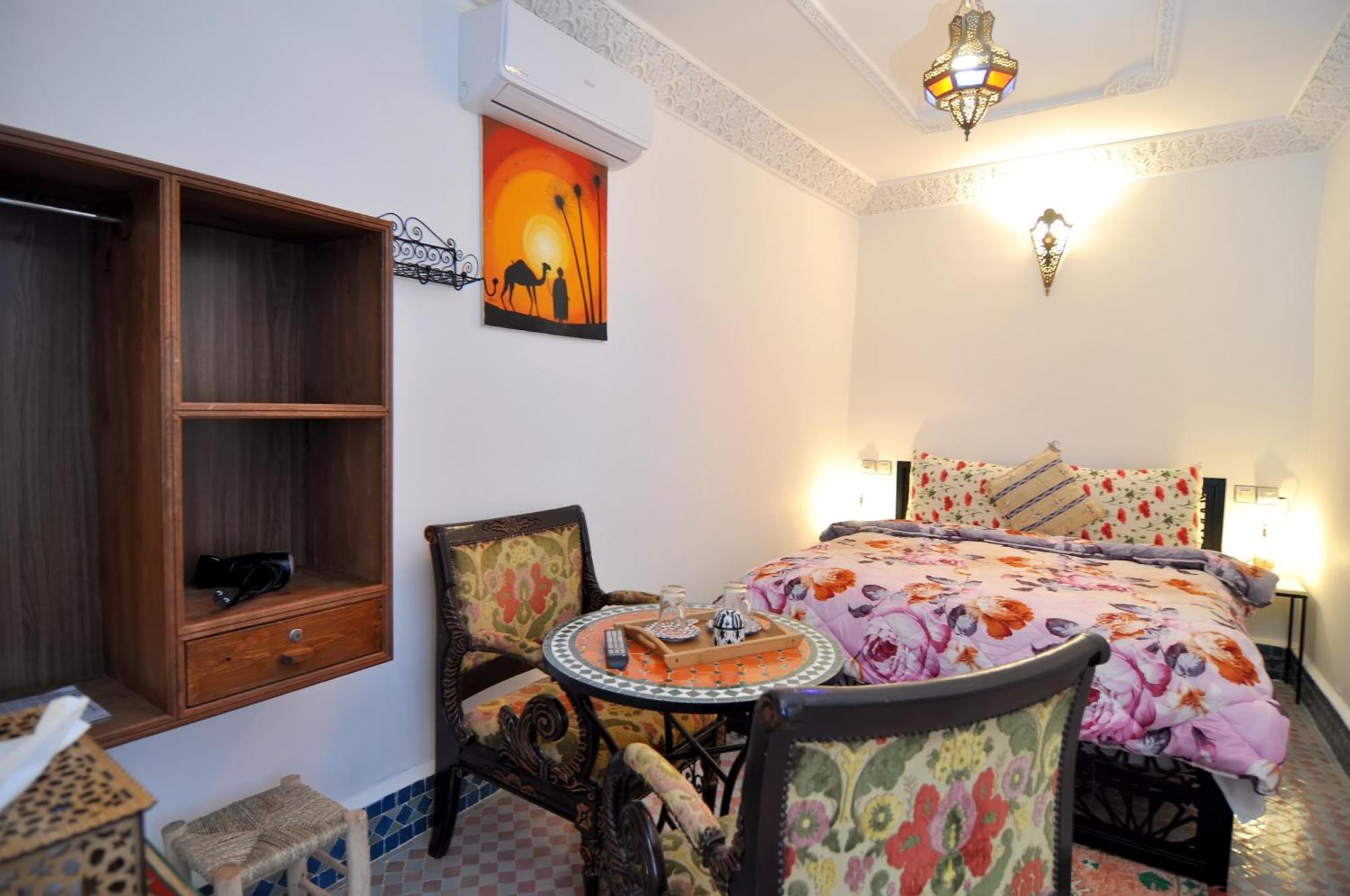Tafoukt Riad Fes